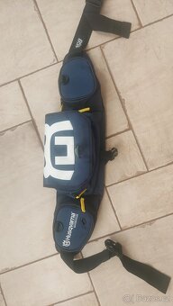 Ledvinka na nářadí Husqvarna - 2
