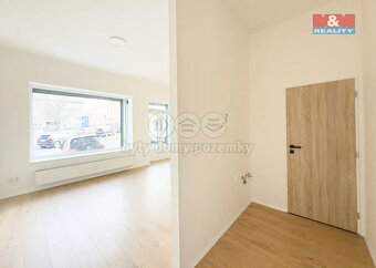 Prodej bytu 1+kk, 29 m², Praha, ul. Vysočanské náměstí - 2
