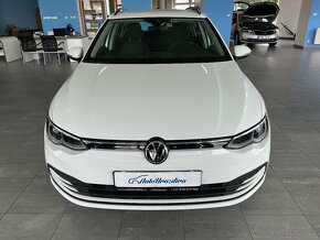 Volkswagen Golf 8 1.0 TSI 81 kW,1.MAJITEL,ČR,SERVISKA - 2
