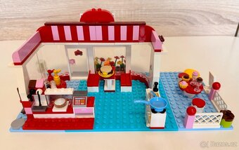 Lego Friends 3061 Kavárna v parku - 2