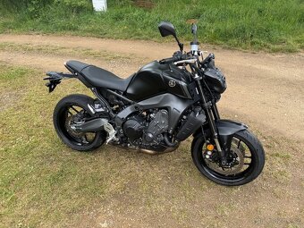 Yamaha mt09 top stav - 2