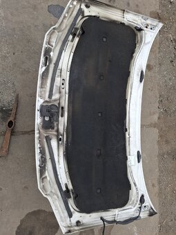 Kapota Volkswagen Touran 1T - 2