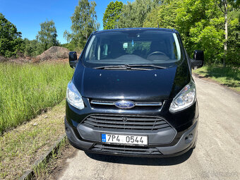 Ford Tourneo Custom 8 míst - 2