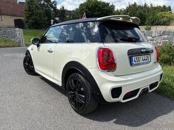 Mini Cooper JCW F56 2.0 (231 k, Automat, 2018) – TOP výbava - 2