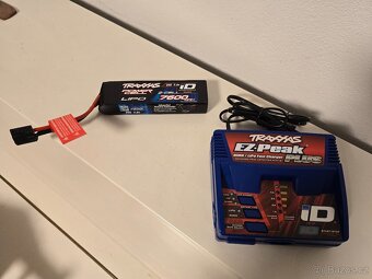 RC model Traxxas trx-6 Mercedes g 63 6x6, 1:10 - 2