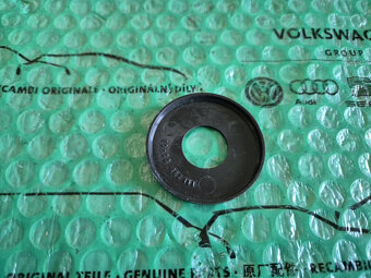 miska pod kličku stahování okna Škoda 105, 120 113989570 - 2