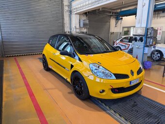 Pronájem Rally Renault Clio - 2