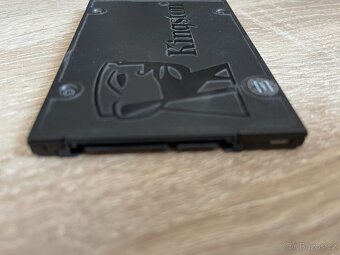 Prodám rychlý SSD disk KINGSTON SA400S37240G- 240 GB - 2