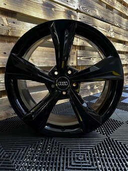 Audi Q5 80A - orig. ALU disky 5x112 R19 - 2