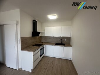 Lysá nad Labem, pronájem 2+kk, 55m2 s balkónem 9m2, garážový - 2
