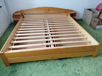 Manželská postel 200x180 - 2