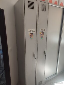 Šatní skříňky - 2