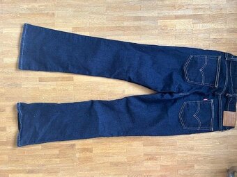 Nové modré džíny Levi Strauss - 2
