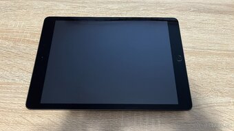 Apple iPad 8. generace 10,2" 32GB - 2