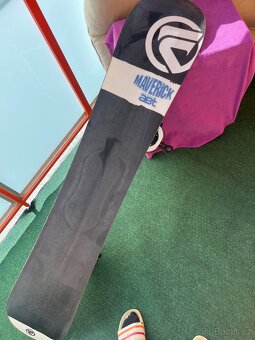 Prodám Snowboard + vàzání + boty - 2