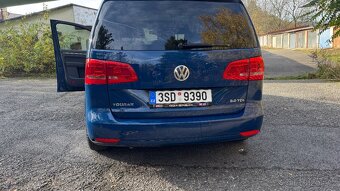 Touran s nakladačem - 2