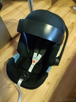 Cybex Aton 5 + isofixová základna - 2