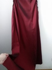 Plesové šaty vínové velikost 38 - 2