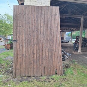 Dřevěná vrata - 2