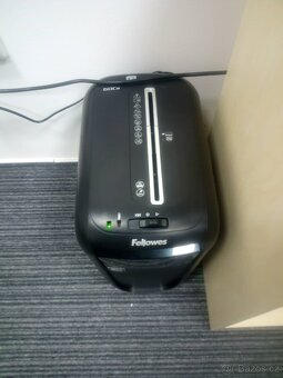 kancelářský nábytek nepoužitý /nový - 2