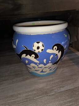 květináč velký - 2