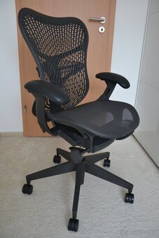Kancelářská židle Herman Miller Mirra 2 NOVÁ, ZÁRUKA - 2