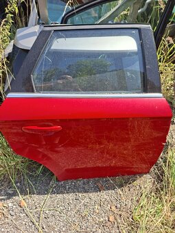 Zadní dveře Ford Mondeo combi rv.2010 - 2