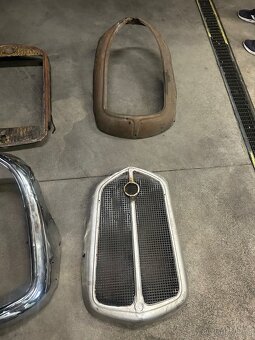 Masky na veterány ŠKODA - 2