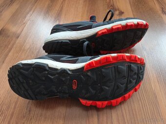 Kiprun Decathlon boty - vel. 39 - 2