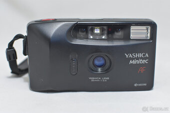 YASHICA MINITEC AF + BRAŠNA. - 2