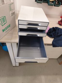 Zásuvkový box LEITZ WOW CUBE - bílo-šedý - 2