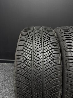 Sada pneu Michelin 255/45/19 104W - 2