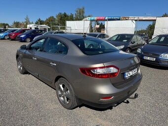 Renault Fluence 1.6i 16V 81 kW - 2