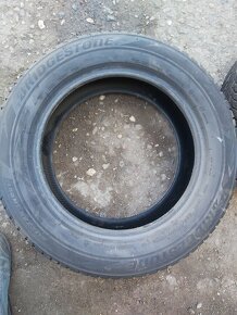 Prodám 2ks zimních pneu Bridgestone 225/60/17 - 2