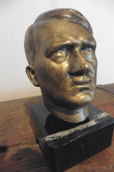 Busta Adolf Hitler - mramor - 2