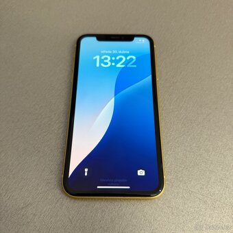 iPhone 11 64GB, pěkný stav, 12 měsíců záruka - 2