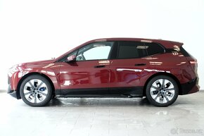 BMW iX xDrive 40, Záruka, Laser,Ventilace,HUD, tažné - 2