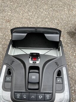 Mercedes V-class střešní panel - 2