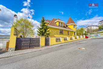 Prodej rodinného domu, 328 m², Praha, ul. Vojtova - 2