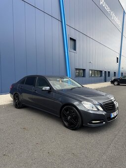 Mercedes Benz E-Class w212 350 CDI - 2