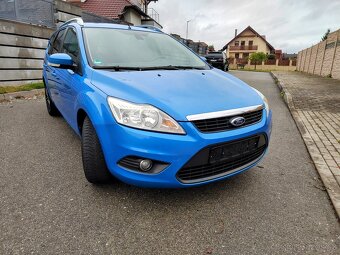Focus combi 1.6i,klima,vyhř.okno,Alu 16,serviska,nov. Stk. - 2