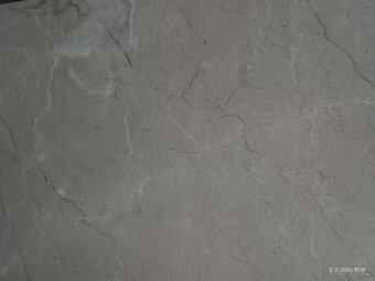 zbytek Mramorové dlažby o rozměrech 60x30x2 Jura bazén - 2