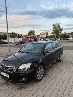 Toyota Avensis - 2