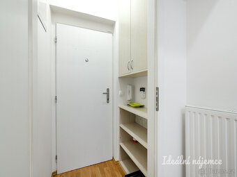 Pronájem bytu 2+kk, Česká, Košíře, 20900 Kč/měs, 46 m2 - 2