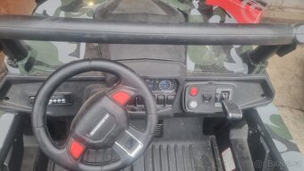 Dětské autíčko pro dvě děti s 4 motory - 2