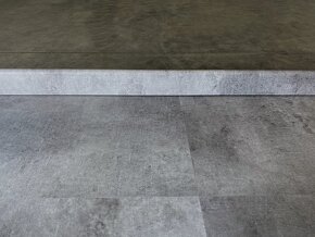 Prodám luxusní vinylovou SPC podlahu imitace betonu - 2