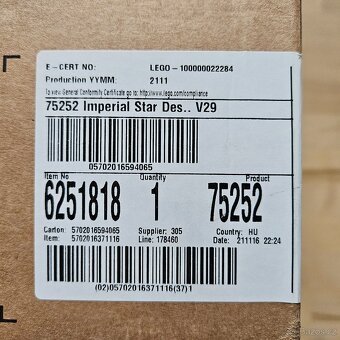 Lego 75252 Imperial Star Destroyer - 2
