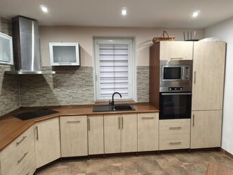 Kuchyňská linka se spotřebiči - 2