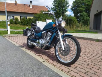 Suzuki VS Intruder - 2