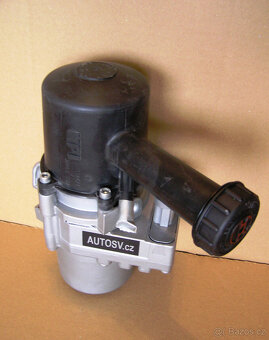 Servočerpadlo Peugeot 407 (originál prvovýroba) - 2